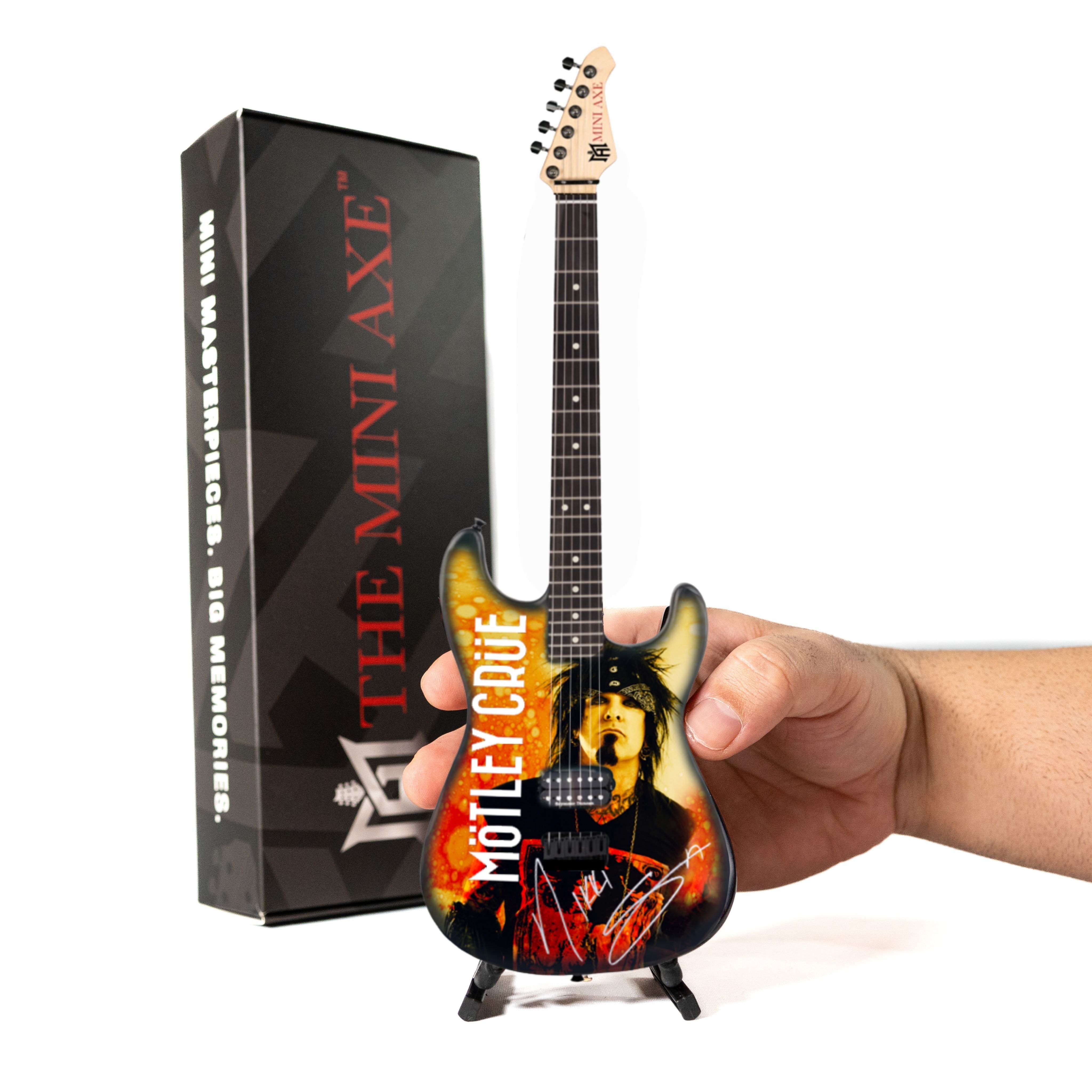The Mini Axe – Merch Showroom